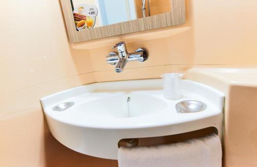 Roissy-en-France Hotel | Premiere Classe Roissy CDG - Paris Nord 2 - Parc des Expositions