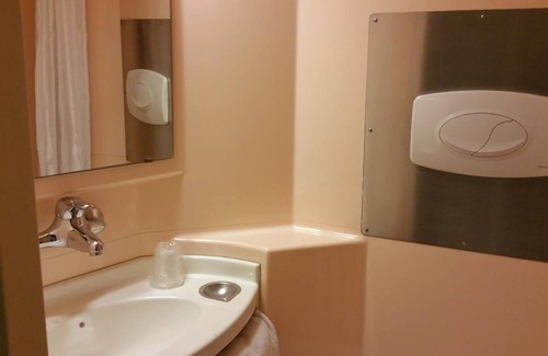Saint-Etienne-du-Rouvray Hotel | Premiere Classe Rouen Sud - Oissel