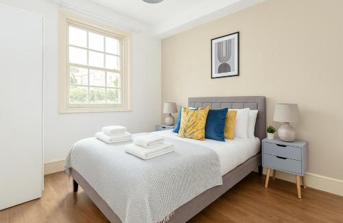 Avonmore and Brook Green Apartment | Premium 2 Bed Apartment in Haggerston