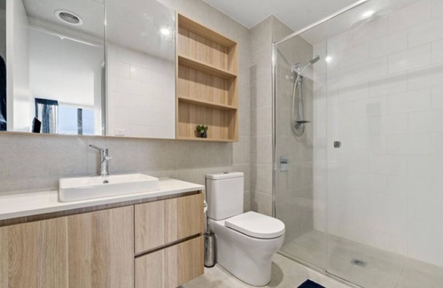 Phillip Apartment | Premium 2 Bedroom Apartment with access to inhouse facilities