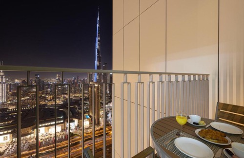Za'abeel 2 Apartment | Premium 2 Bedroom High-Floor Apartment Offering Spectacular Burj Khalifa & Fountain Views, Steps Away from Dubai Mall - Downtown Dubai by Stayfinity - Max 8 Guests
