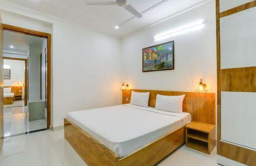 South West Apartment | Premium 2bhk near Airport, Manipal Hospital, Venkatesh Hospital and Yashobhoomi Convention Centre