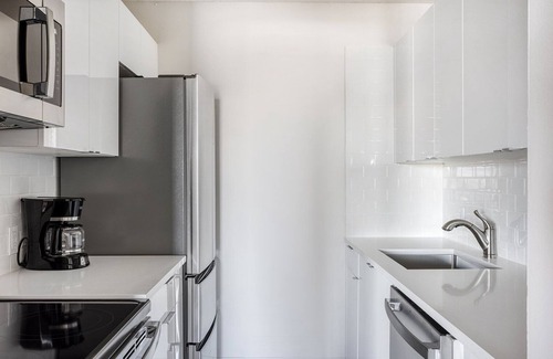 Allston Apartment | Premium Allston 1BR, nr Boston U & Green Line, by Blueground