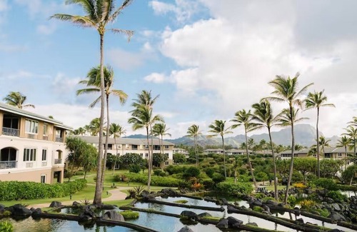 Poipu Condo | Premium Amenities-Pool Beach, On-Site Restaurant-2 BR Garden View