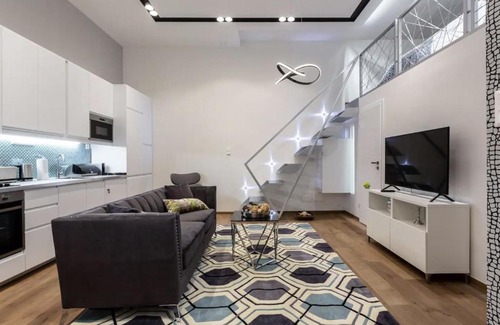 Erzsebetvaros Apartment | Premium Apartment by Hi5-King street's Luxury