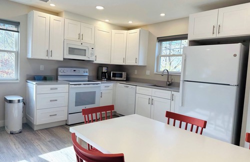 Bar Harbor Condo | Premium Apartment Living in Bar Harbor