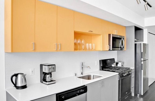 Wilburton Apartment | Premium Bellevue 1BR w/Gym & W/D, near Spring District, by Blueground