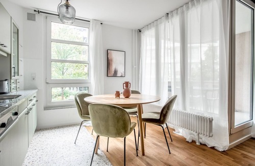 West Berlin Centre Apartment | Premium Charlottenburg 2BR nr Ernst-Reuter-Platz, by Blueground