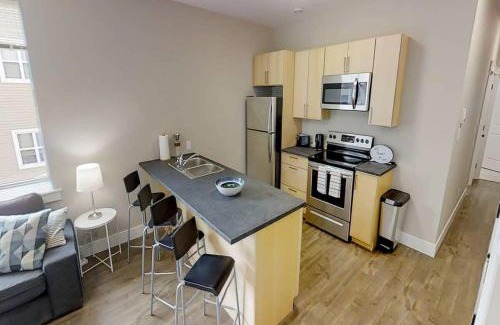 Saint John House | Premium Condo Heart of Uptown Location Parking Coffee