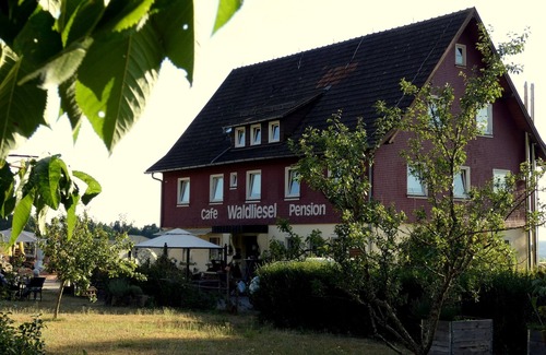 Hallwangen Apartment | Premium double room with shower and WC, approx. 20 sqm