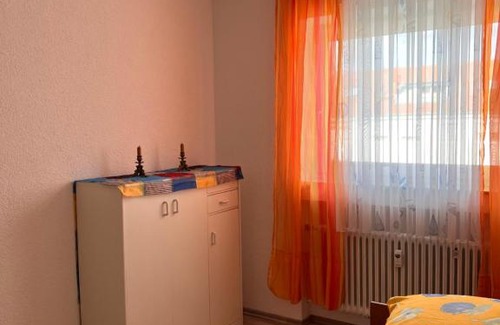 Rosenfeld Apartment | Premium Handwerker- & Monteurzimmer mit Gemeinschaftsbad