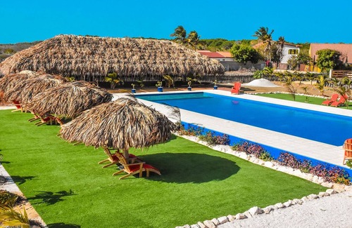 Kralendijk Apartment | Premium Honeymoon in Sorobon Apartments