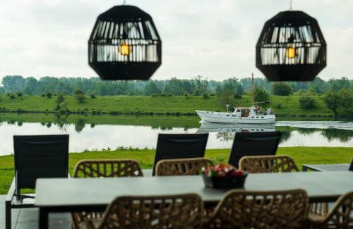 Thorn Villa | Premium Island Villas, Parc Maasresidence Thorn