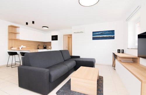 Seca Apartment | Premium Levant Marina Apartments with Sea View by Locap Group