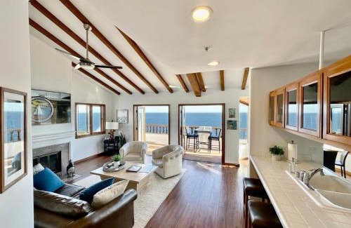 Avalon House | Premium Ocean Corner Unit, Fireplace, Golf Cart, 21 Steps from Top