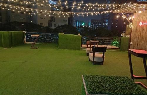 Sainik Farm Hotel | Premium Rooms In Haus Khas