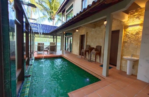 Pulau Perhentian Besar Apartment | Premium Sea View Suite with Private Pool