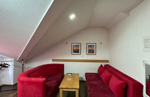 Tuzla Canton Hotel | Prenoćište SAMIR