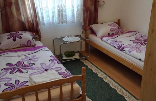 Odzak Hotel | Prenociste Orhideja