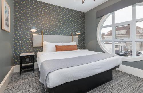 Agassiz Hotel | Prentiss House by Thatch