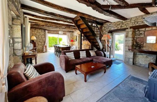 Chauffour-sur-Vell House | Presbytère de Chauffour-sur-Vell