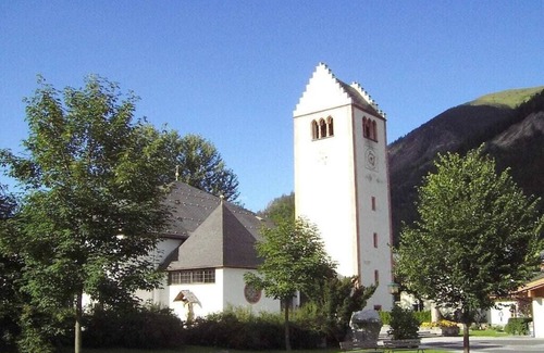 Fusch an der Grossglocknerstrasse House | Present apartment in Fusch
