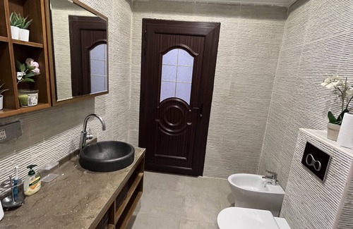 Navy Yard House | Presidential 2BR/2.5BTH Townhouse Suite on the Waterfront