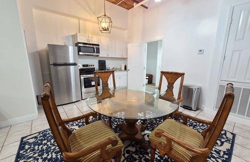 French Quarter House | Presidential Balcony Suite Downtown New Orleans