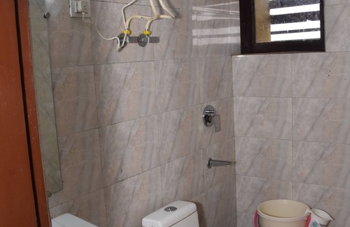 Ganaur Hotel | Presidia Heights Apartment