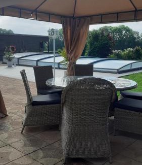 Beuzeville Bed & Breakfast | Pressoir Les CAMPENOTTES