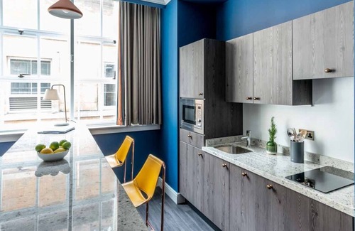 City Centre Glasgow Apartment | PRESTIGE OPEN PLAN 1BR-NEXT TO GEORGE SQ-GLASGOW