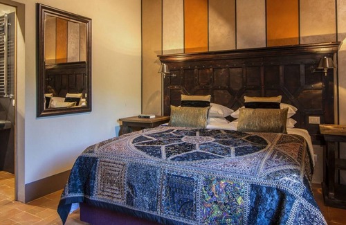 Bucine Resort | Prestige Suite Two Bedroom garden view