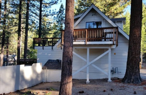 Montgomery Estates House | Prestigious Location/Views/Near Casinos/Skiing