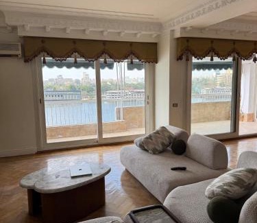 Downtown Cairo Apartment | Prestigious Nilefront Luxury
