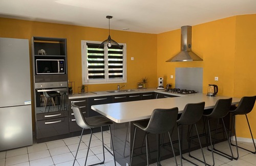 Clasville House | Pretty 126M2 house with garden, close to beaches and leisure center.
