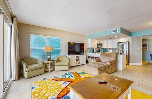 Crystal Beach Condo | Pretty 2nd Floor Condo Gulf Front, Nearby Shopping & Dining