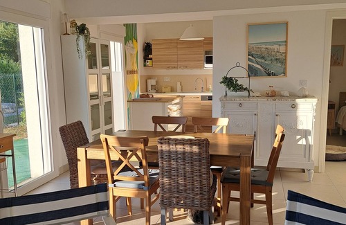Vaux-sur-Mer House | Pretty and Confy Seaside Villa, Well located in a quiet environment