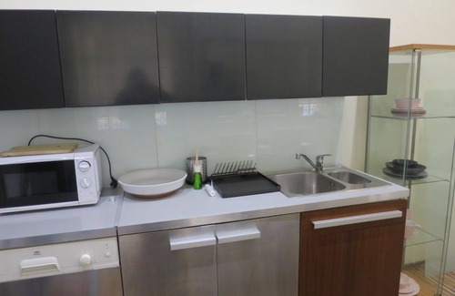 Terezvaros Condo | Pretty Central 5 bedroom flat