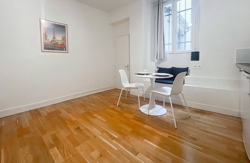 Bercy Apartment | Pretty cocoon near the Bastille