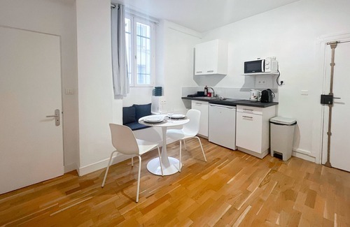 Bercy Apartment | Pretty cocoon near the Bastille