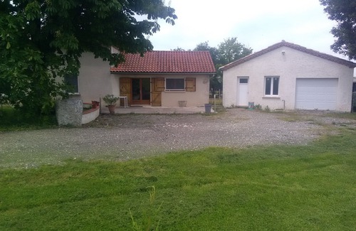 Montaigu-de-Quercy House | Pretty country house