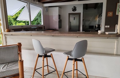 Trois-Ilets House | Pretty Creole villa, view on sea and countryside