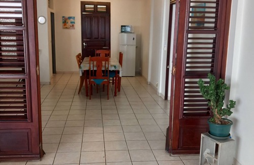 Le Lamentin Villa | Pretty, fully-equipped villa with Wifi - Close to shops and beaches