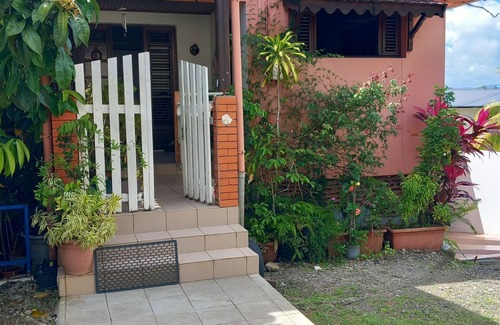 Le Lamentin Villa | Pretty, fully-equipped villa with Wifi - Close to shops and beaches