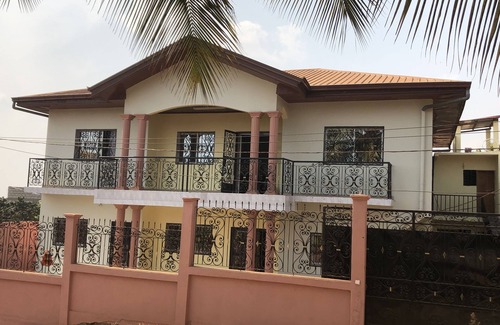 Yaounde House | pretty furnished Ekoumdoum Yaoundé