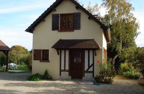 Pennedepie House | Pretty furnished house between Deauville and Honfleur, for 4 people, classified 2 *.