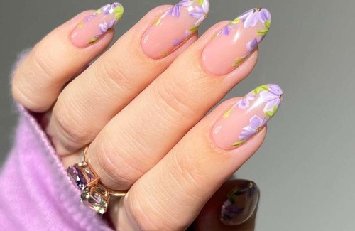 Vlore Apartment | Pretty Girls Nails