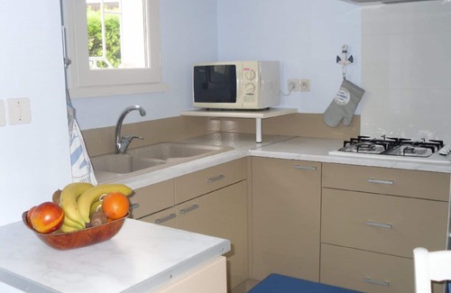 Pontaillac House | * Pretty holiday home near beaches and shops in residential area