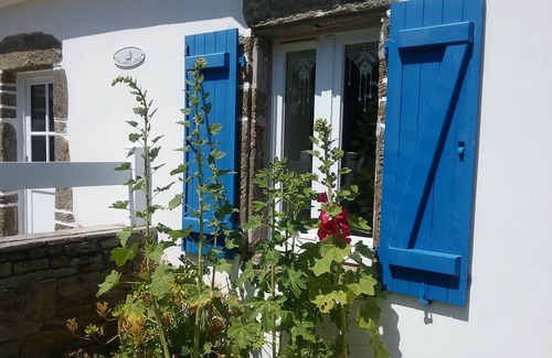 Groix House | pretty house kerlard ile de groix