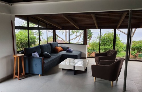 Tahiti House | Pretty house ocean and Moorea view